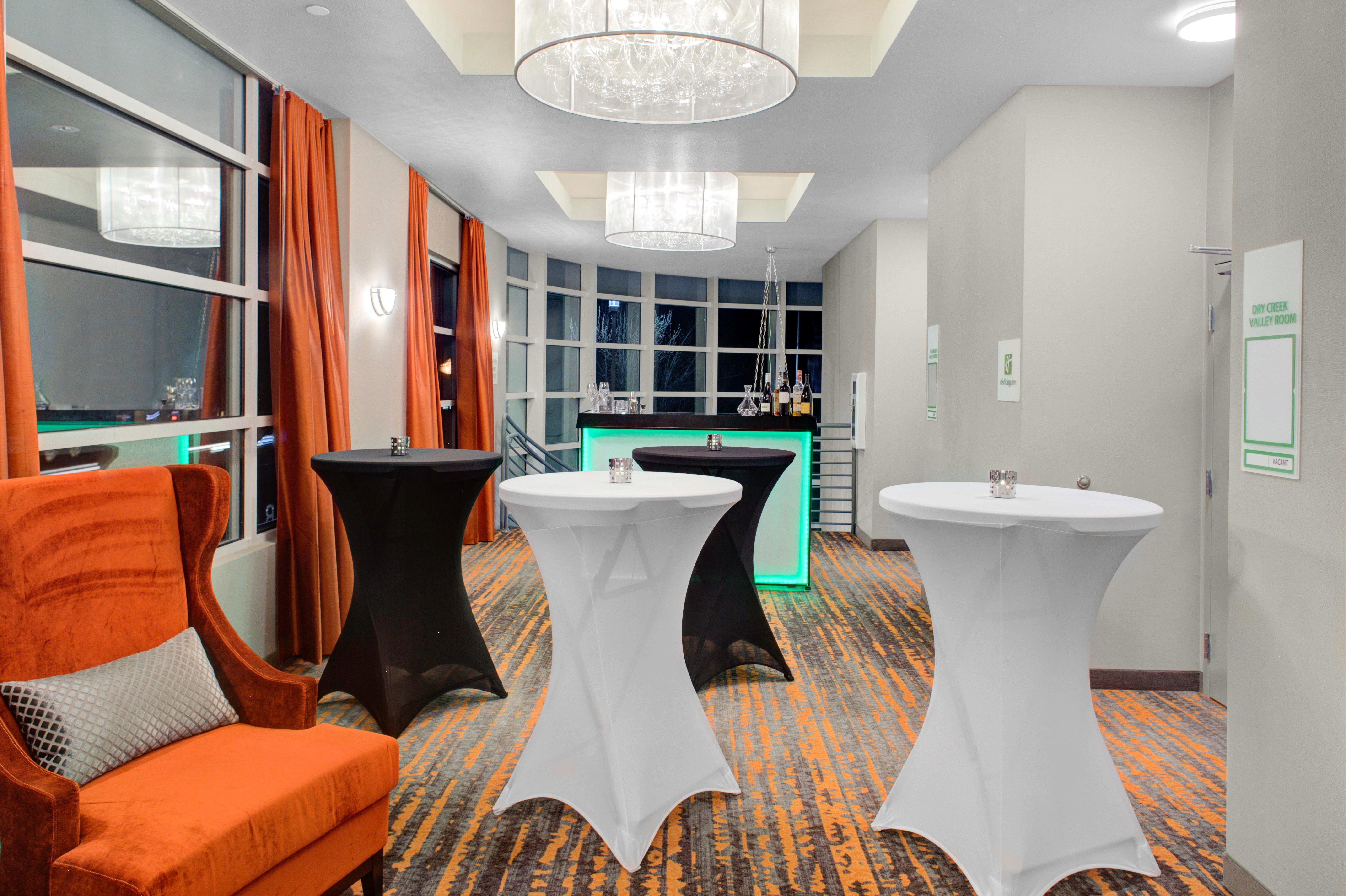 Holiday Inn Windsor - Wine Country By Ihg Eksteriør billede