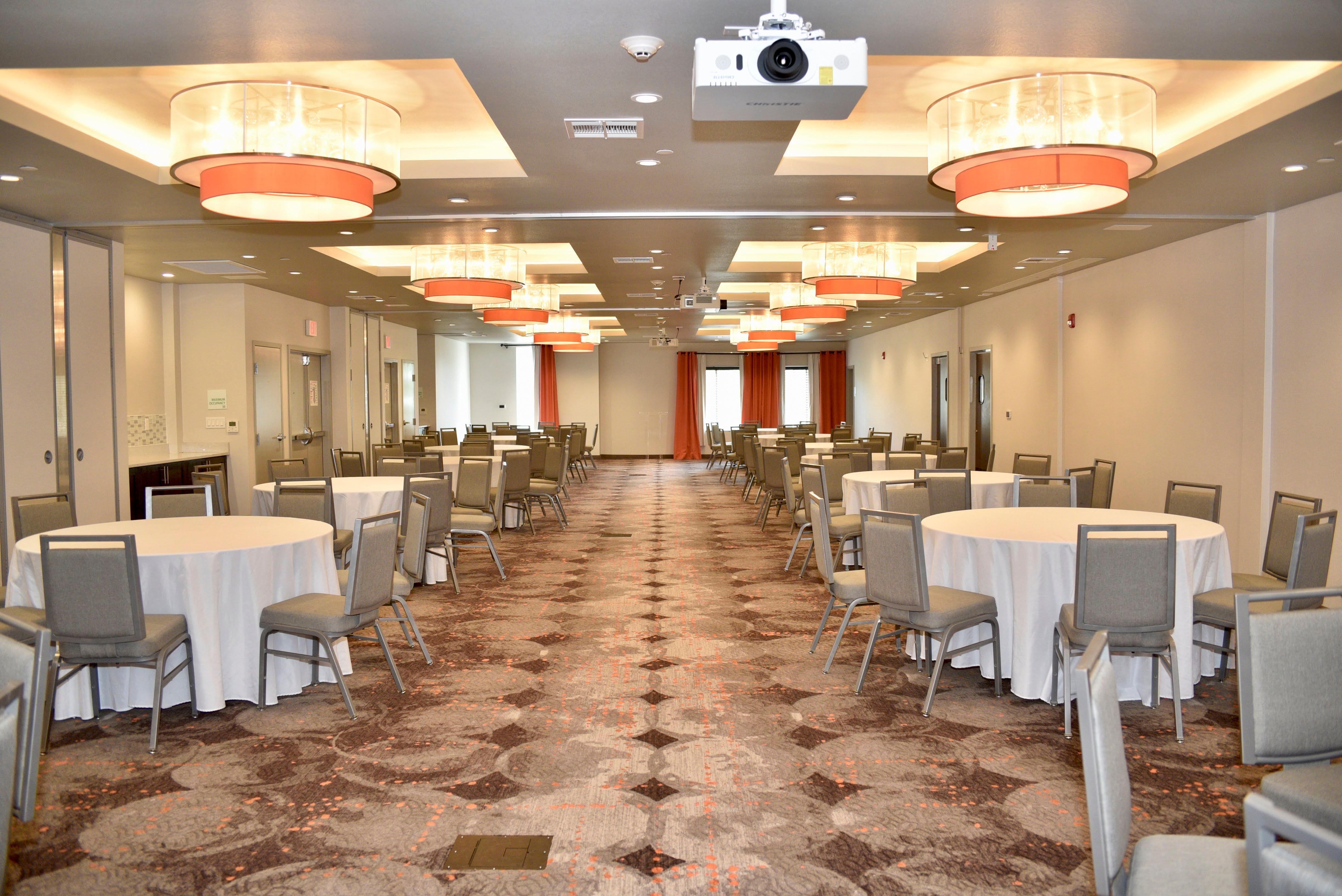 Holiday Inn Windsor - Wine Country By Ihg Eksteriør billede