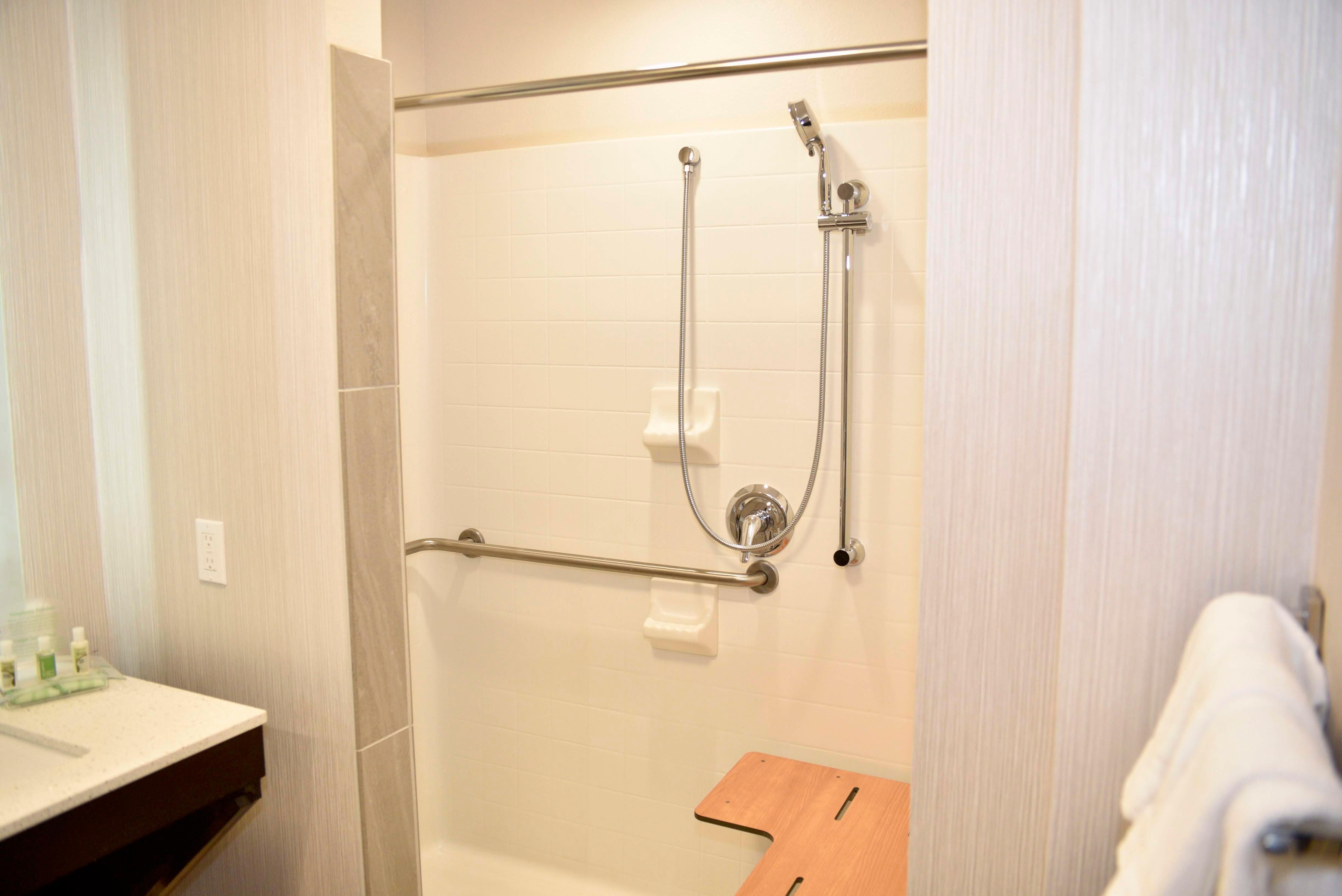 Holiday Inn Windsor - Wine Country By Ihg Eksteriør billede