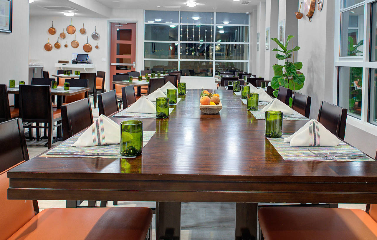 Holiday Inn Windsor - Wine Country By Ihg Eksteriør billede